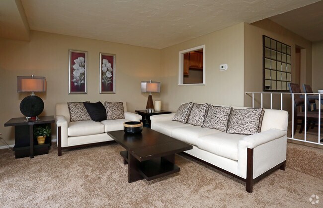 The Vista, Euclid, OH 44132 - photo 4