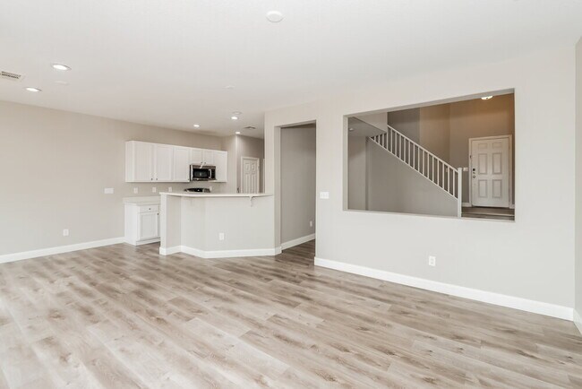 10620 Congaree St, Las Vegas, NV 89141 - photo 5