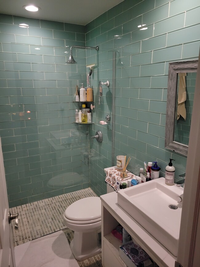 603 55th St unit 211, West New York, NJ 07093 - photo 3