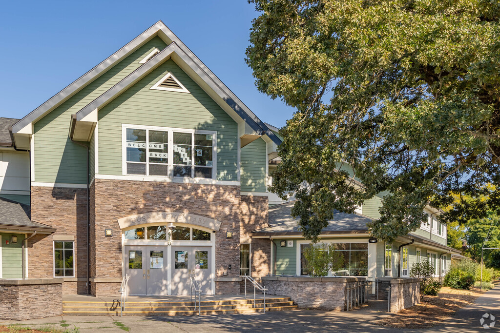 Bush Elementary School architectural elements to blend into Northeast Neighbors neighborhood.