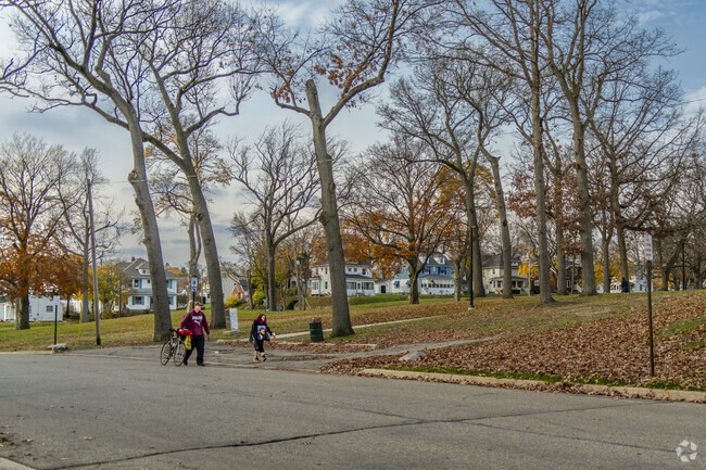 Loomis locals can walk and bike throughout the neighborhood with ease.