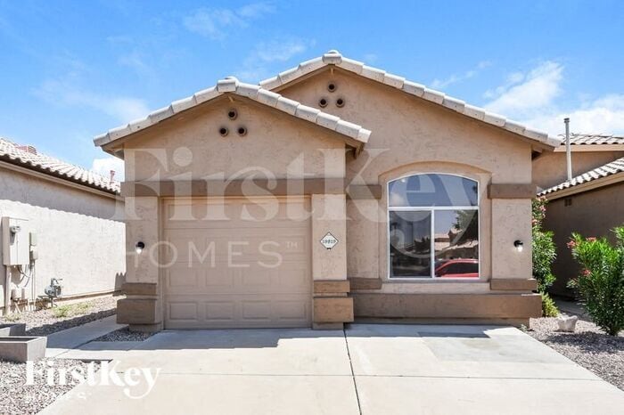 19819 N 49th Ave, Glendale, AZ 85308 - photo 1