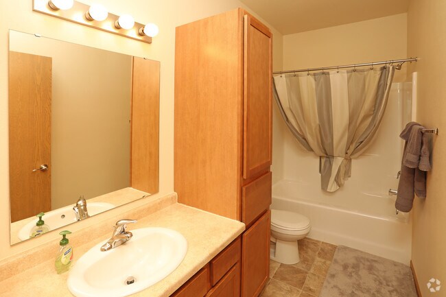 Amber Pointe Apartments, Fargo, ND 58104 - photo 5