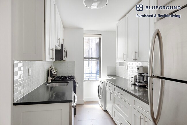 15 W 55th St unit FL5-ID1247, New York, NY 10019 - photo 5