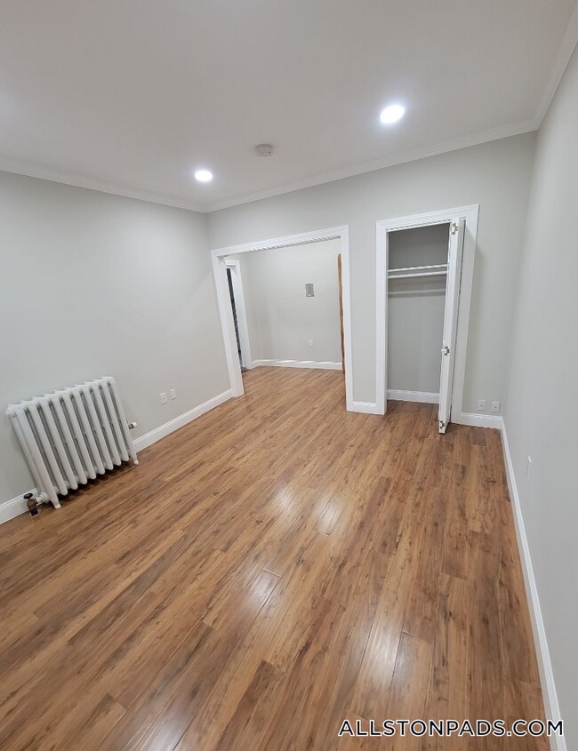 33 Highgate St unit 3, Allston, MA 02134 - photo 4