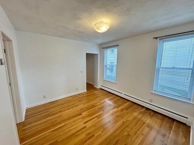 48 Dane St unit 1, Somerville, MA 02143 - photo 5
