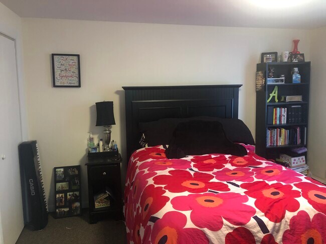 1024 Chestnut St unit 2A, Newton, MA 02464 - photo 4