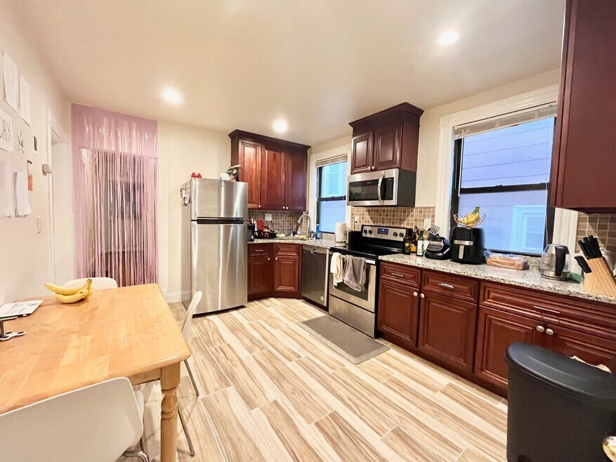 2 Parker Hill Terrace unit 1, Roxbury Crossing, MA 02120 - photo 1