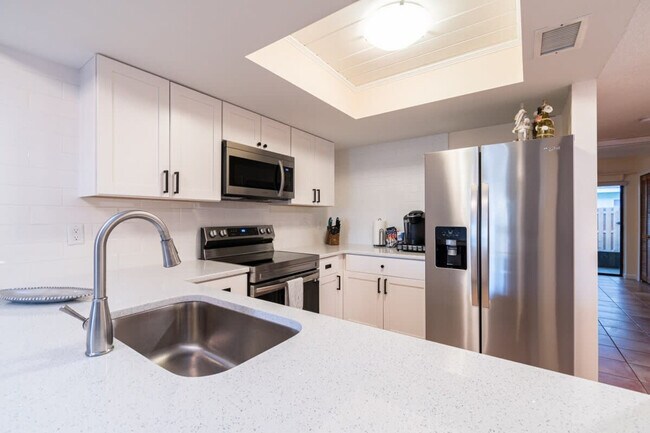 4 N 3rd St unit ID1044315P, Cocoa Beach, FL 32931 - photo 7