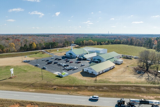 Holy Ground Baptist Academy has an 11 to 1 student teacher ratio.