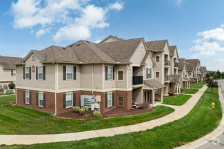 21901 Stratford Place Blvd, Brownstown, MI 48183