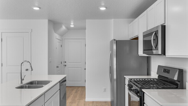 554 W 1870 S unit 1198, Provo, UT 84601 - photo 7