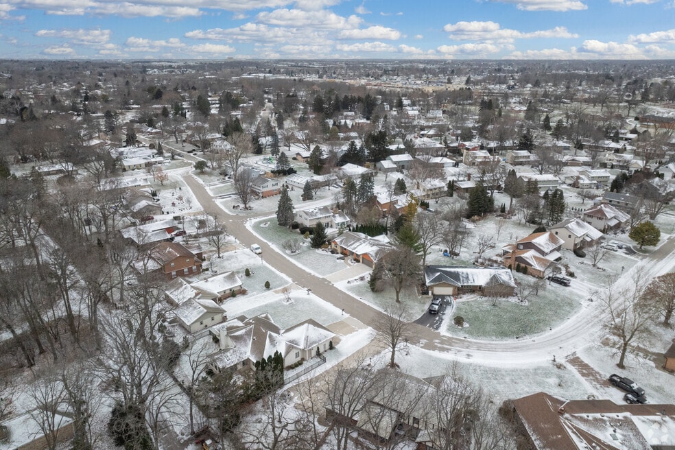 NH_Greenbriar_555845_v1_013125