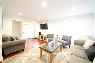 804 W State St Unit ID1285025P, St. Charles, IL 60174