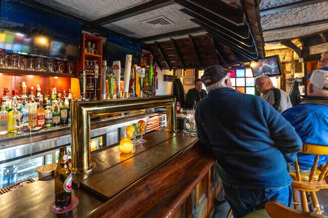 Locals grab drinks at Donovan's Pub
