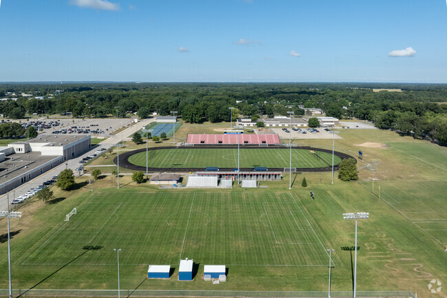 Elkhart High school hosts varsity level athletics across a range of sports categories.
