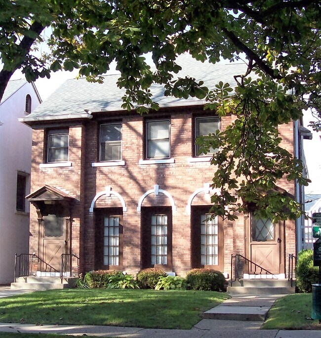 608 Elmwood Ave Unit 207-D, Buffalo, NY 14222
