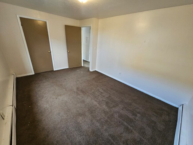 1885 Taylor Rd unit 101, East Cleveland, OH 44112 - photo 7