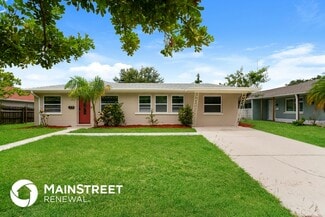 1310 30th St W, Bradenton, FL 34205