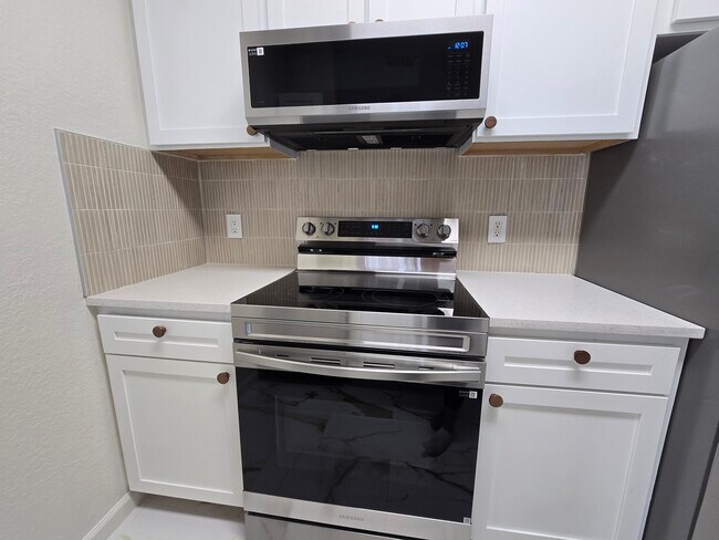 6137 Metrowest Blvd unit 6137 Metrowest Blvd., Orlando, FL 32835 - photo 5