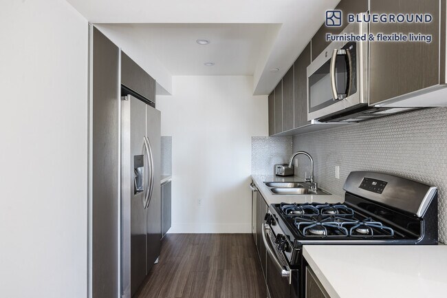 1539 Purdue Ave unit FL4-ID1287, Los Angeles, CA 90025 - photo 6