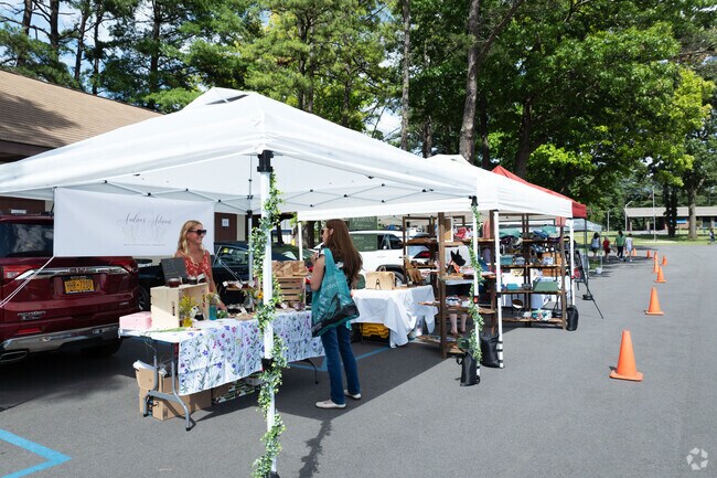 Every Thursday the Saratoga Farmers Market is open in downtown in Kimball Park.