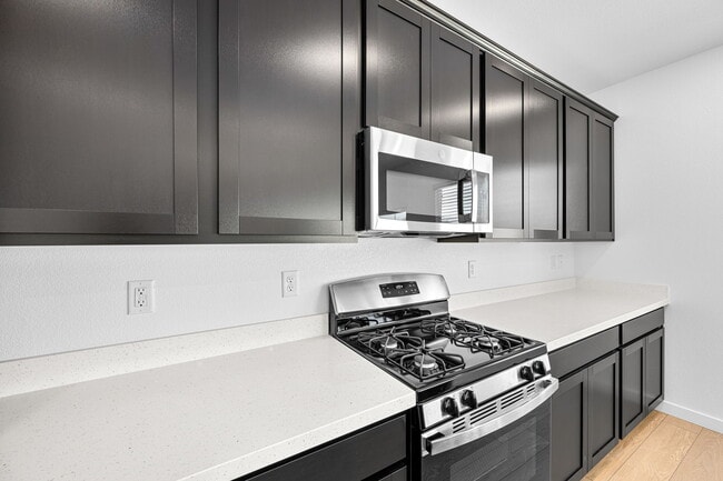 6417 Gardella Ct, North Las Vegas, NV 89086 - photo 6