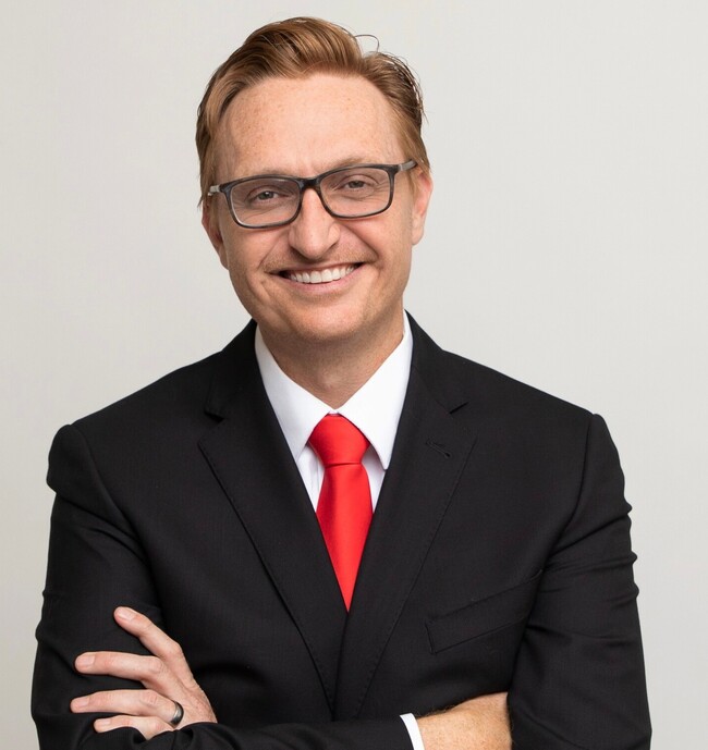 Agent Photo