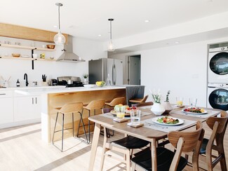 1607 W 35th Place, Los Angeles, CA 90018