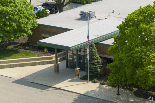 Burr Ridge East's Trinity Lutheran school serves students grades PK-8th.