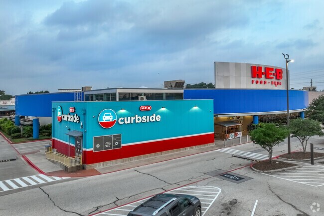 Northgate Crossing residents can enjoy the being near multiple grocery stores including HEB.