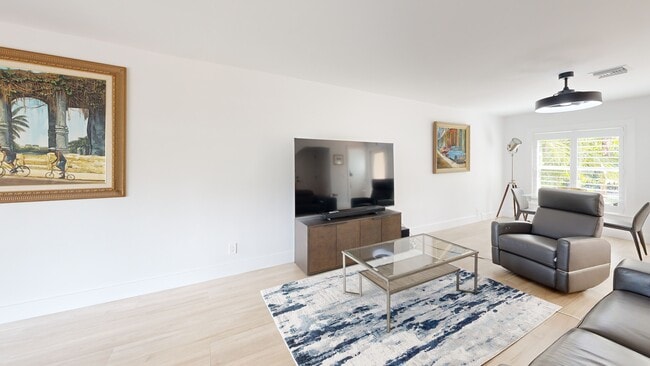 802 Andrews Ave, Delray Beach, FL 33483 - photo 2