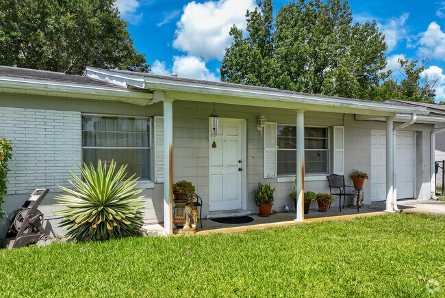 Daytona Pines is located near Ormond Beach and Daytona Beach Shores.