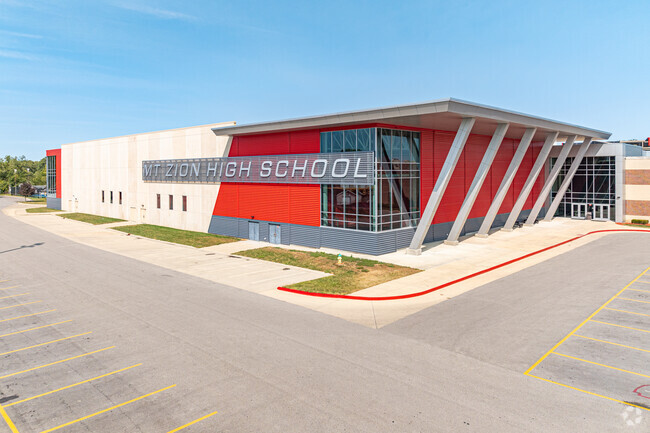 Mt. Zion High School has an overall Niche grade of B.