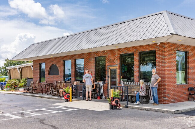 Standing room only at Southern Harmony Cafe in Ridge Manor makes the wait worth it.
