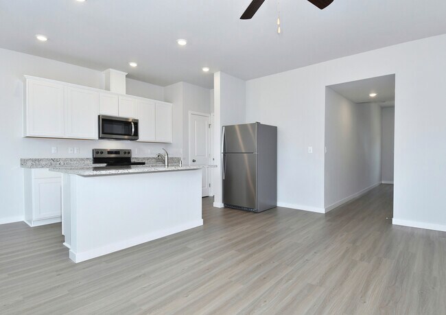 1557 Clark Ave St unit 36483316, Battle Ground, WA 98604 - photo 6