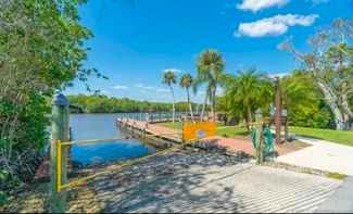181 SW South River Dr Unit 203, Stuart, FL 34997