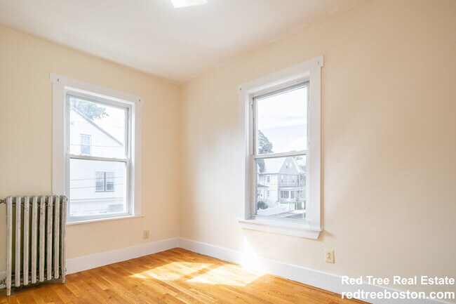 110 Murdock St unit 3, Brighton, MA 02135 - photo 3