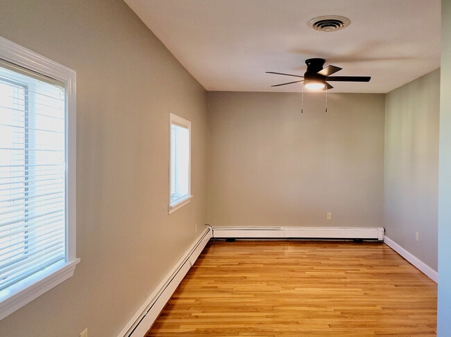 128 Malden St unit 2nd floor, Revere, MA 02151 - photo 6