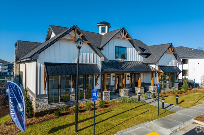 Leasing Center / Clubhouse