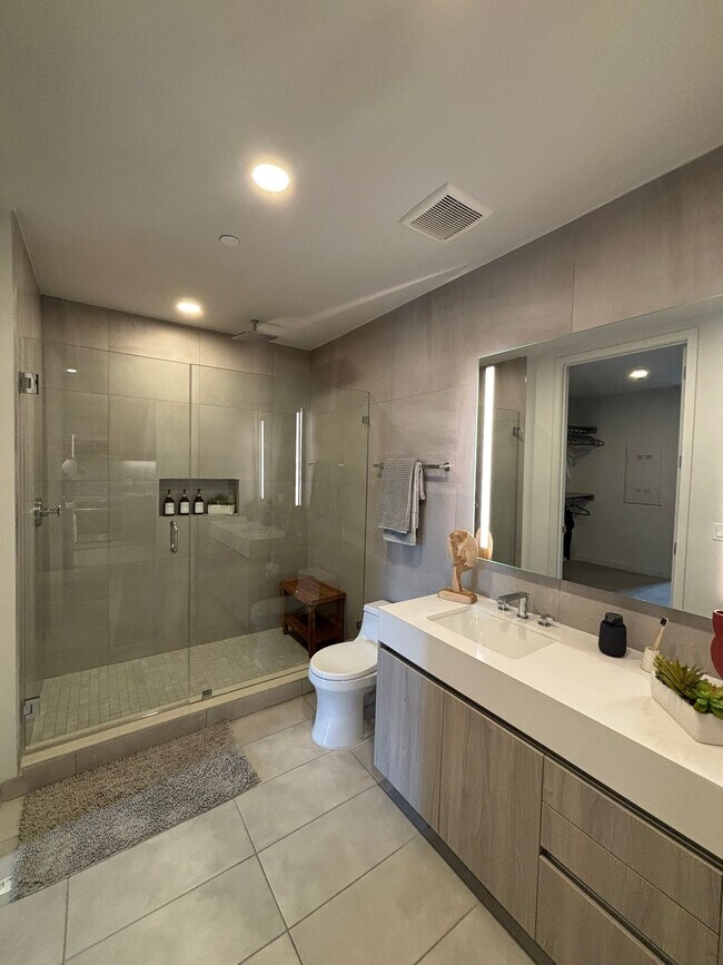 162 NE 23rd St unit B1, Miami, FL 33137 - photo 6