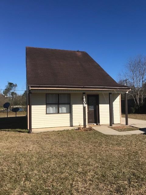 1408 Wagon St, Deridder, LA 70634 - photo 2