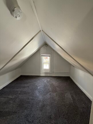 811 Larned St Unit 811 Larned Upper, Lansing, MI 48912