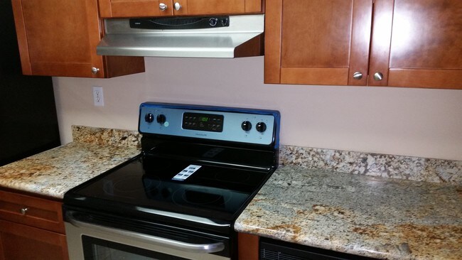 1975 Normandy Dr unit 206, Miami Beach, FL 33141 - photo 3