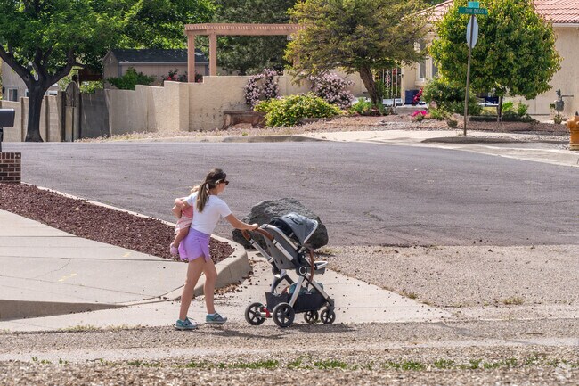 Tanoan Community provides a great location for outdoor enthusiasts with nearby trails.