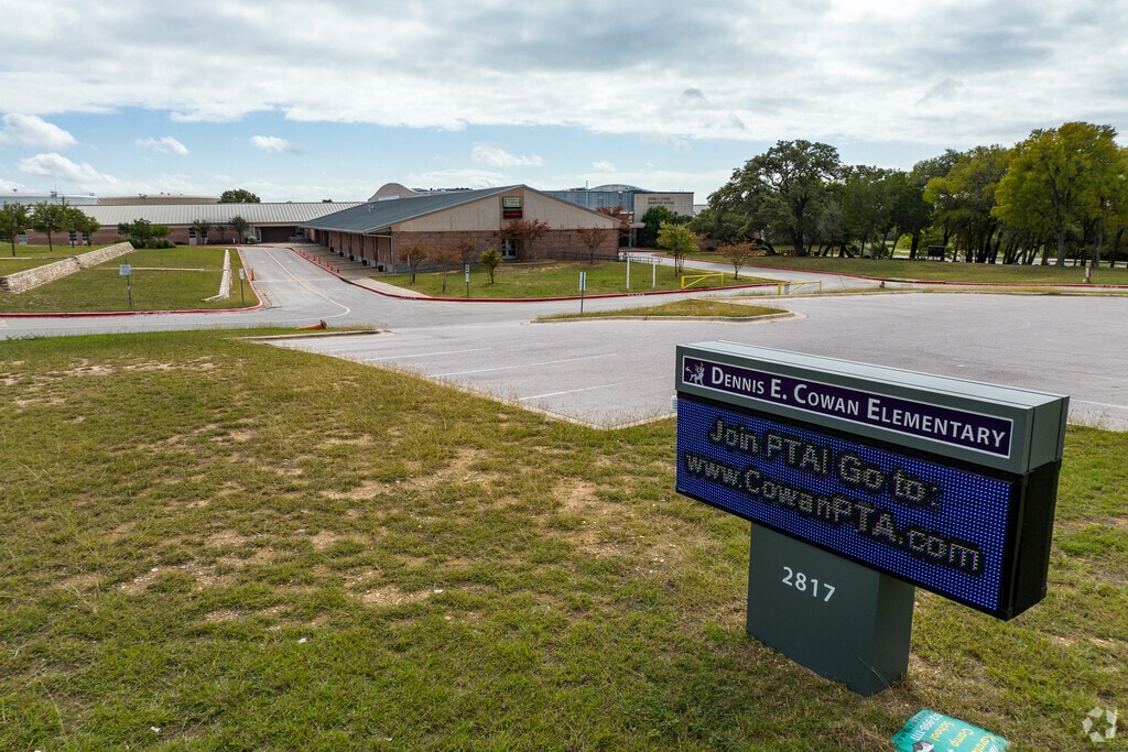 Cowan Elementary School, Austin TX Rankings & Reviews