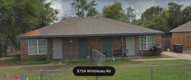5732 Whittlesey Rd unit 5732, Fort Worth, TX 76119 - photo 2