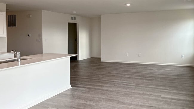 6292 Redwood Trail, Wonder Lake, IL 60097 - photo 5