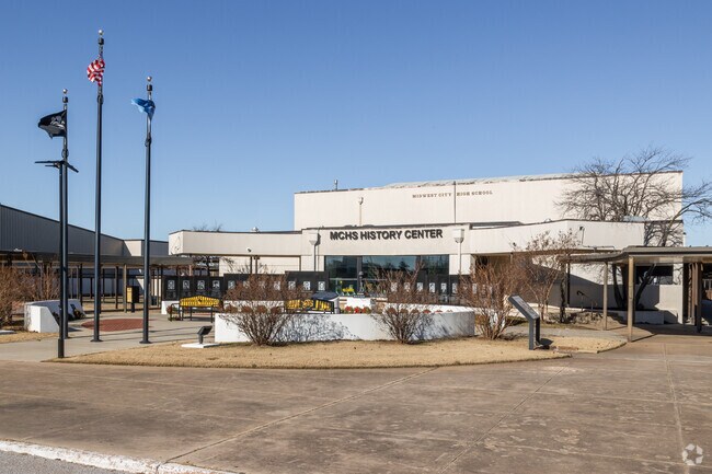 Midwest City High School offers concurrent enrollment with Rose State College and OCCC.