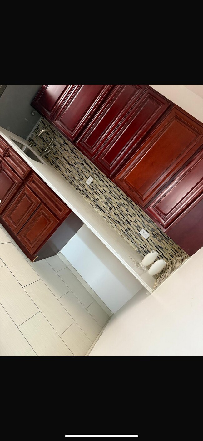 608 E 96th St Unit 608 E 96th St, Brooklyn, NY 11236